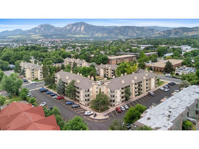 3035 Oneal Pkwy V-37, Boulder, CO 80301