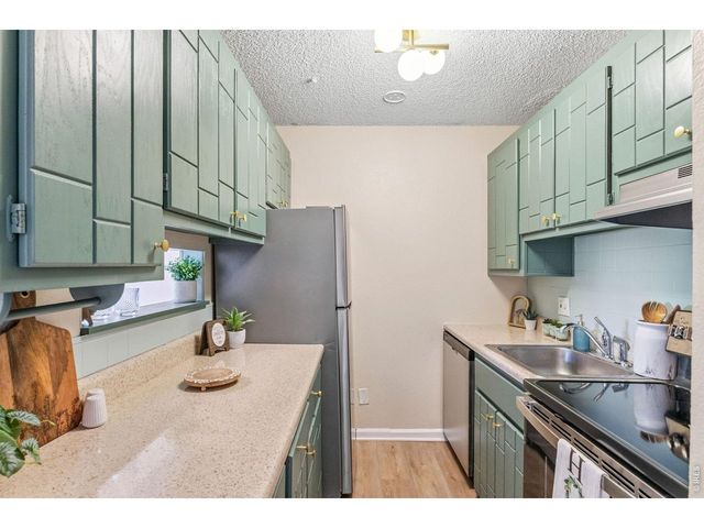 3035 Oneal Pkwy V-37, Boulder, CO 80301