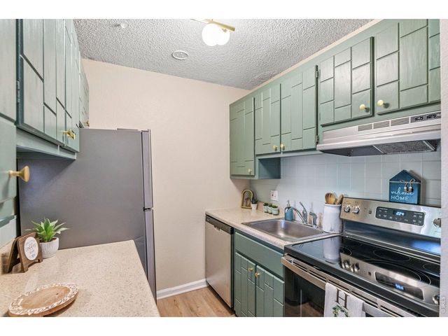 3035 Oneal Pkwy V-37, Boulder, CO 80301