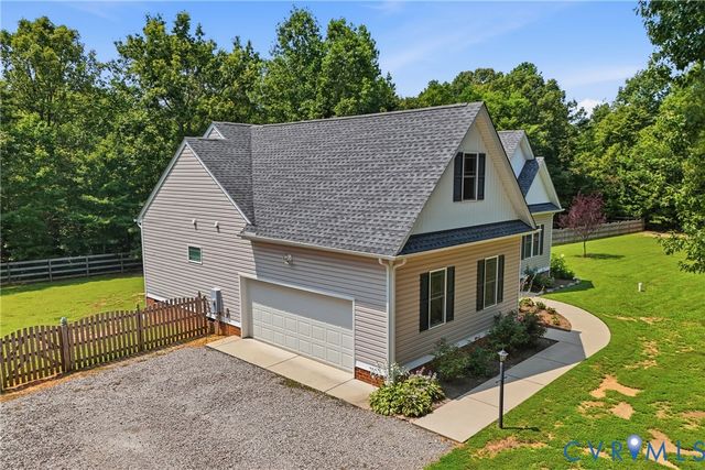 153 Beagle Run Dr, Bumpass, VA 23024