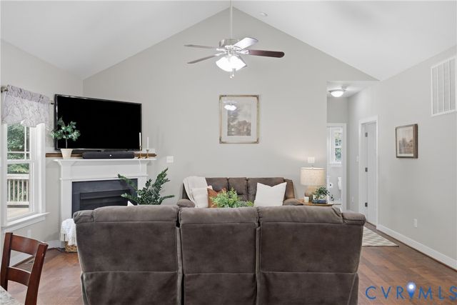 153 Beagle Run Dr, Bumpass, VA 23024