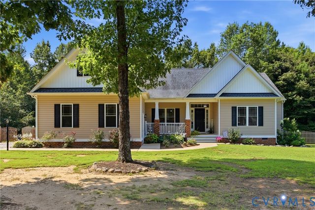 153 Beagle Run Dr, Bumpass, VA 23024