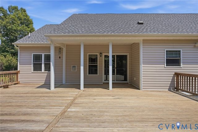153 Beagle Run Dr, Bumpass, VA 23024