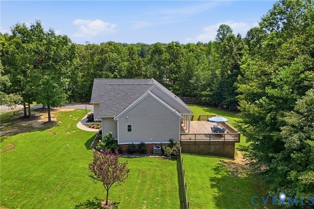 153 Beagle Run Dr, Bumpass, VA 23024