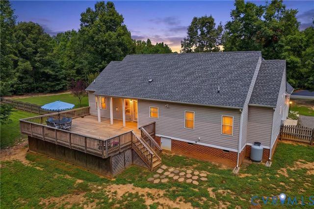 153 Beagle Run Dr, Bumpass, VA 23024