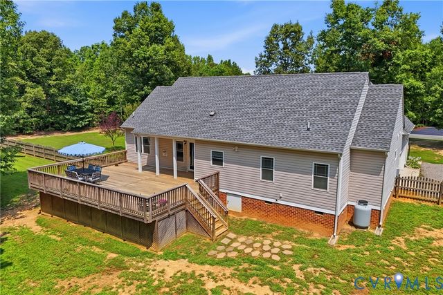 153 Beagle Run Dr, Bumpass, VA 23024