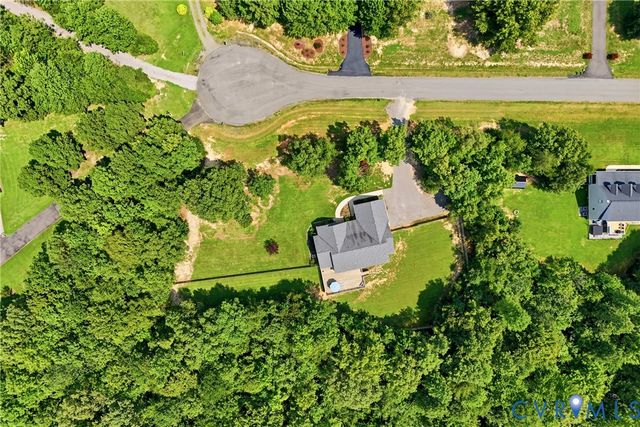 153 Beagle Run Dr, Bumpass, VA 23024
