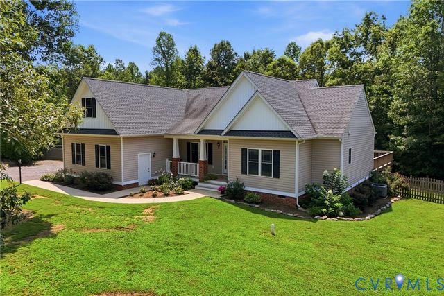 153 Beagle Run Dr, Bumpass, VA 23024