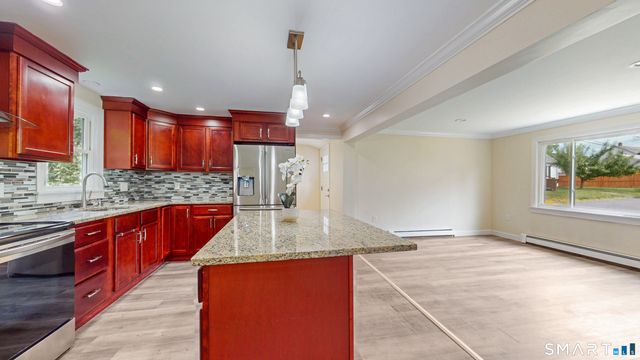 40 Union St Extension, Enfield, CT 06082