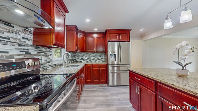 40 Union St Extension, Enfield, CT 06082