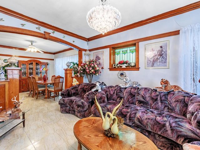 2500 Lombard Avenue, Berwyn, IL 60402