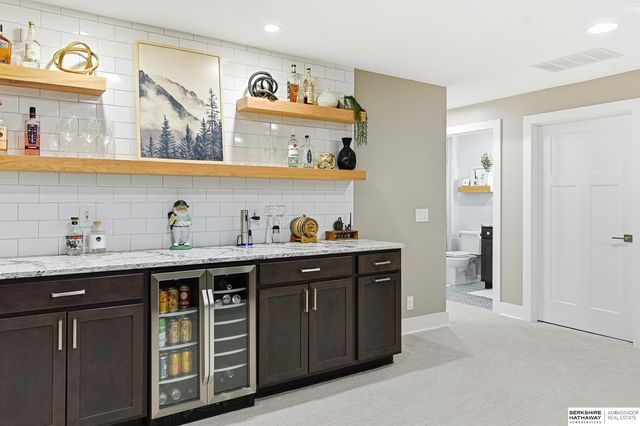 7414 N 140th Avenue, Omaha, NE 68142