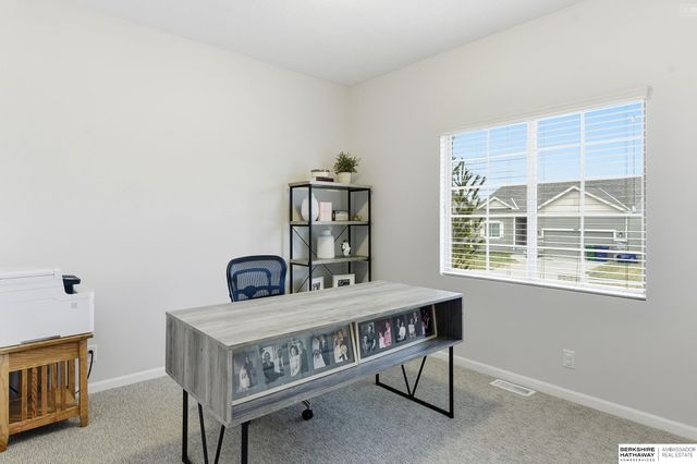 7414 N 140th Avenue, Omaha, NE 68142