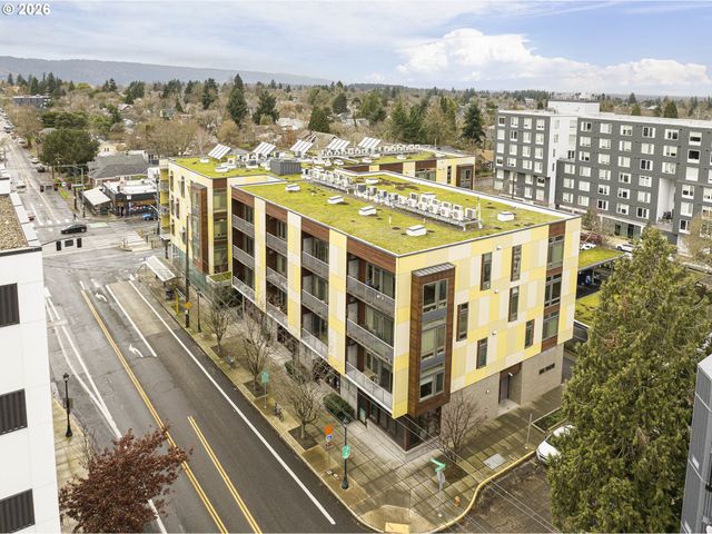 1455 N KILLINGSWORTH St 216, Portland, OR 97217