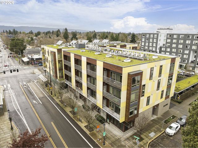 1455 N KILLINGSWORTH St 216, Portland, OR 97217