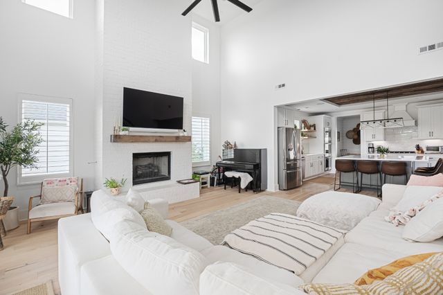 7546 Delancey Dr, College Grove, TN 37046