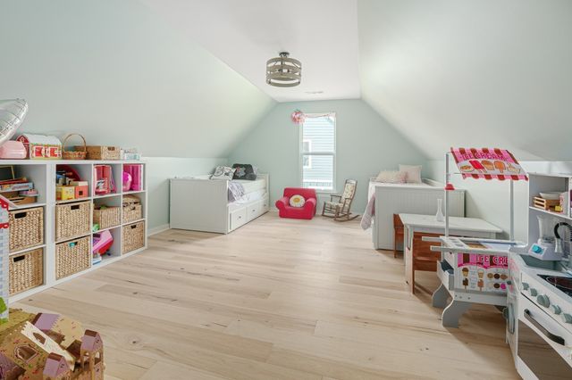 7546 Delancey Dr, College Grove, TN 37046