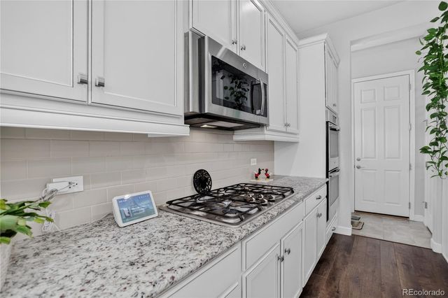 9828 Eagle River Street, Littleton, CO 80125