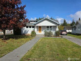 7917 276th Street NW, Stanwood, WA 98292