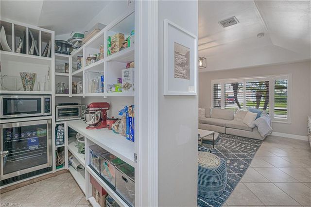 2274 SE 27th ST, Cape Coral, FL 33904