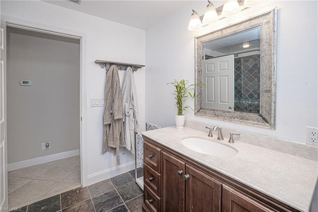 2274 SE 27th ST, Cape Coral, FL 33904