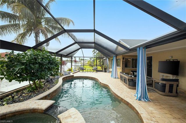 2274 SE 27th ST, Cape Coral, FL 33904