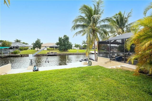 2274 SE 27th ST, Cape Coral, FL 33904
