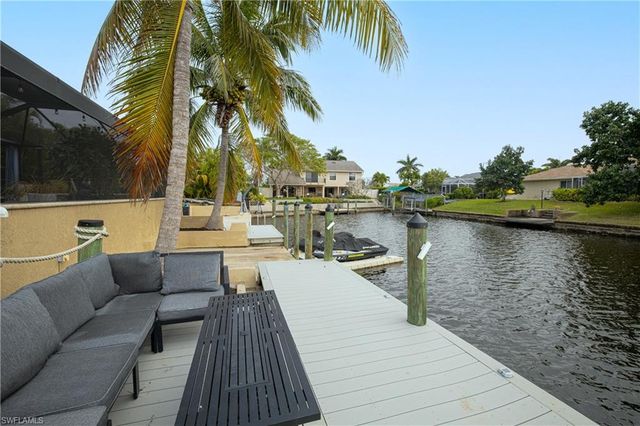 2274 SE 27th ST, Cape Coral, FL 33904