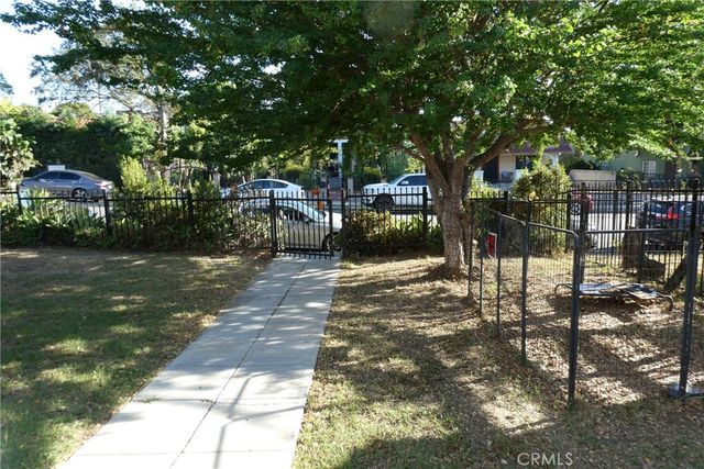 143 E Avenue 32, Los Angeles, CA 90031