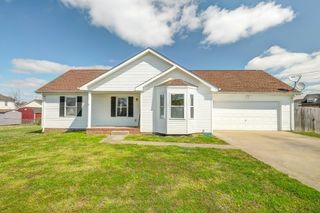 1269 Barbee Ln, Clarksville, TN 37042