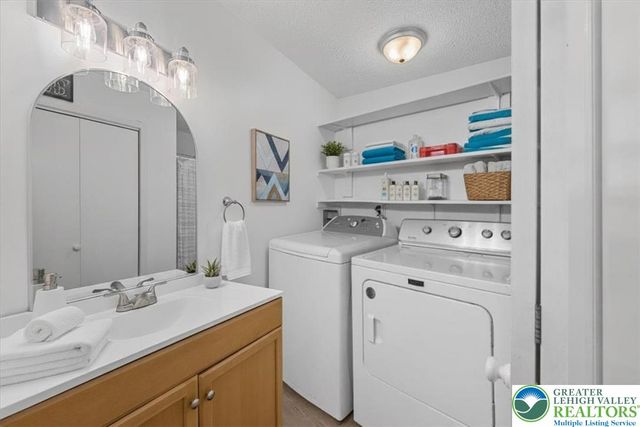 4758 Brentwood Drive, Tobyhanna Twp, PA 18466