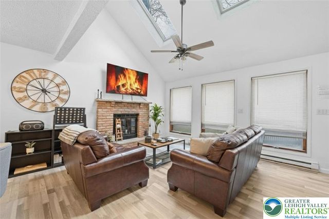 4758 Brentwood Drive, Tobyhanna Twp, PA 18466