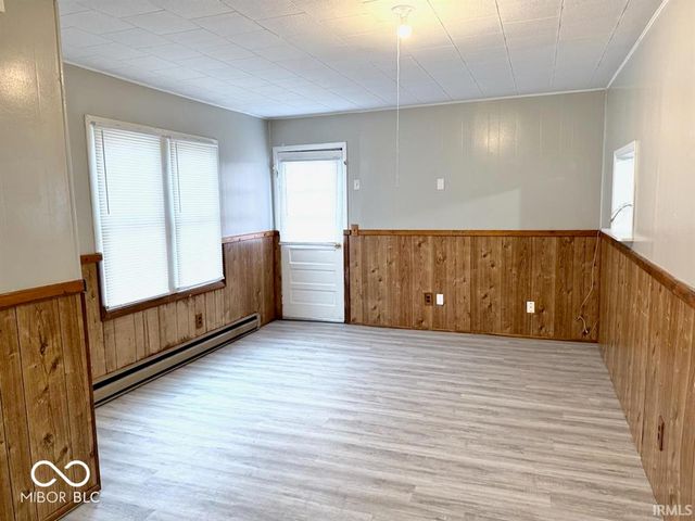 2202 S Penn Street, Muncie, IN 47302