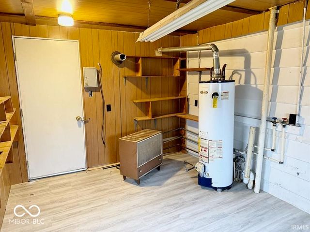 2202 S Penn Street, Muncie, IN 47302