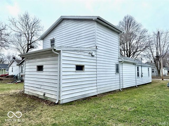 2202 S Penn Street, Muncie, IN 47302