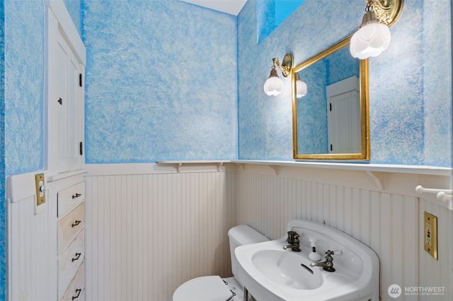 1811 9th, Anacortes, WA 98221