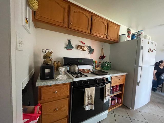 2008 Joan Way, Sacramento, CA 95825
