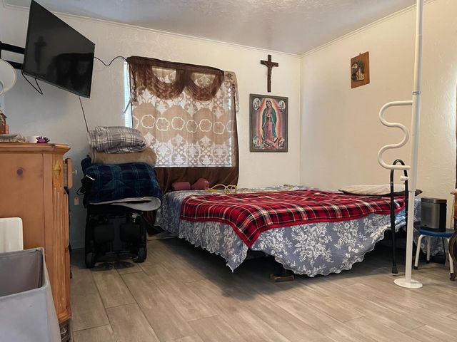 2008 Joan Way, Sacramento, CA 95825