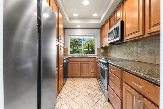 21155 Via Canon 8, Yorba Linda, CA 92887