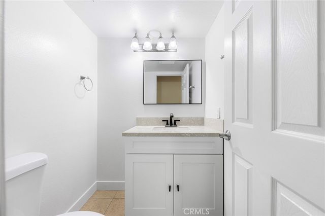 21155 Via Canon 8, Yorba Linda, CA 92887