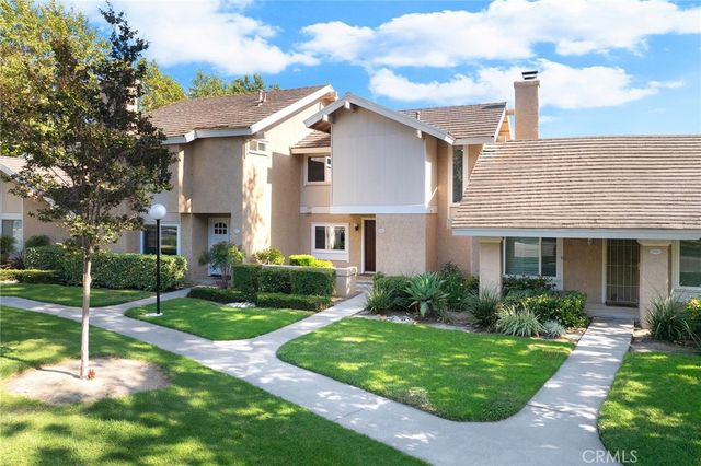 21155 Via Canon 8, Yorba Linda, CA 92887