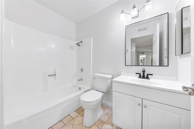 21155 Via Canon 8, Yorba Linda, CA 92887