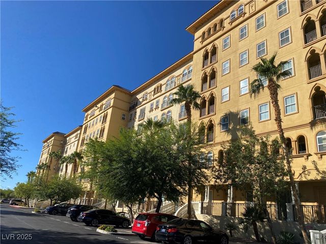 2405 West Serene Avenue 827, Las Vegas, NV 89123