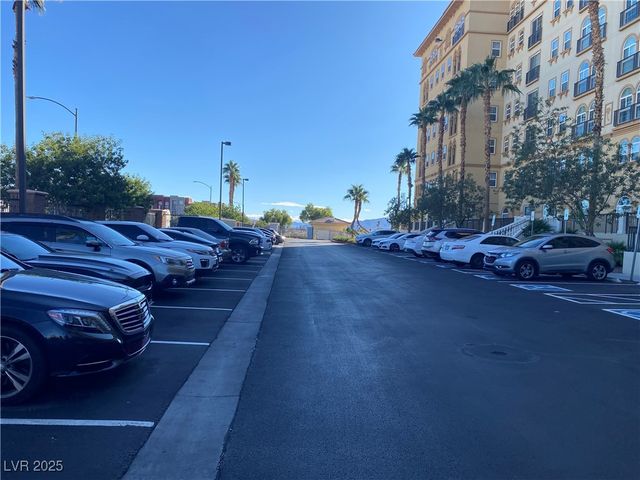 2405 West Serene Avenue 827, Las Vegas, NV 89123