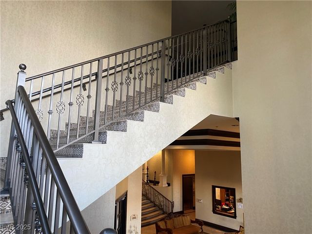 2405 West Serene Avenue 827, Las Vegas, NV 89123