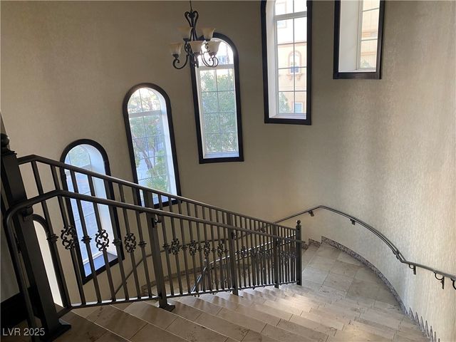 2405 West Serene Avenue 827, Las Vegas, NV 89123