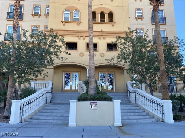 2405 West Serene Avenue 827, Las Vegas, NV 89123
