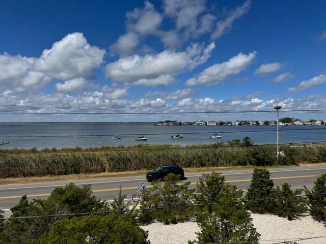 2404 BAYVIEW AVE, Barnegat Light, NJ 08006