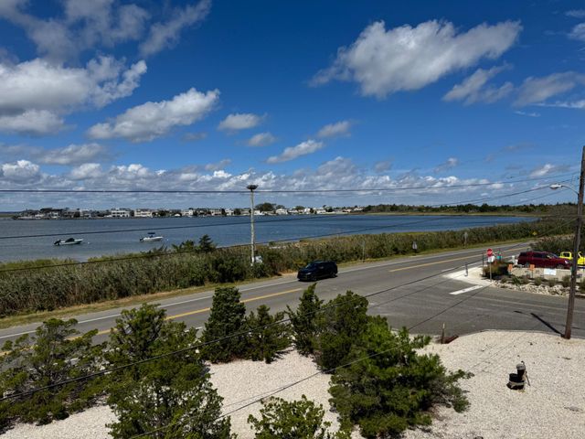2404 BAYVIEW AVE, Barnegat Light, NJ 08006
