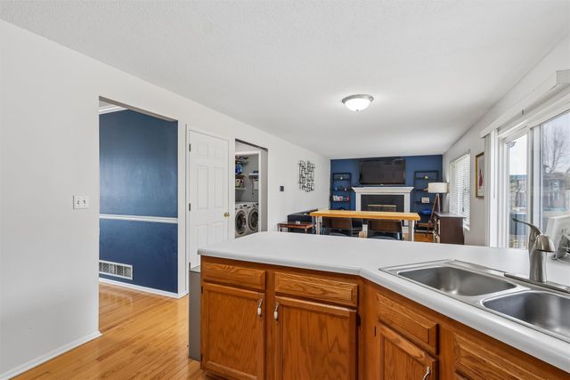 6131 Pommel Place, West Des Moines, IA 50266